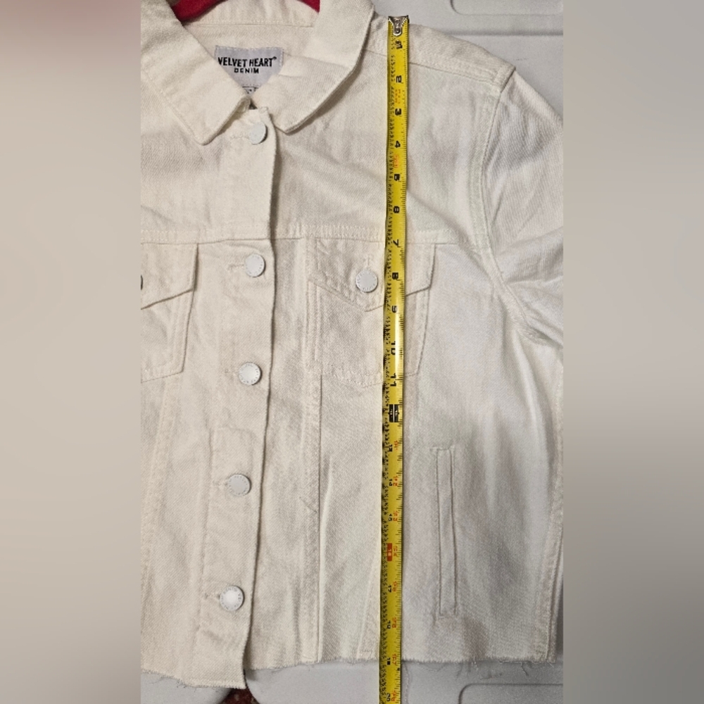 Velvet Heart White Cropped Jean Jacket Size L-NWT - Picture 13 of 16